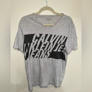 Grey Calvin Klein v neck